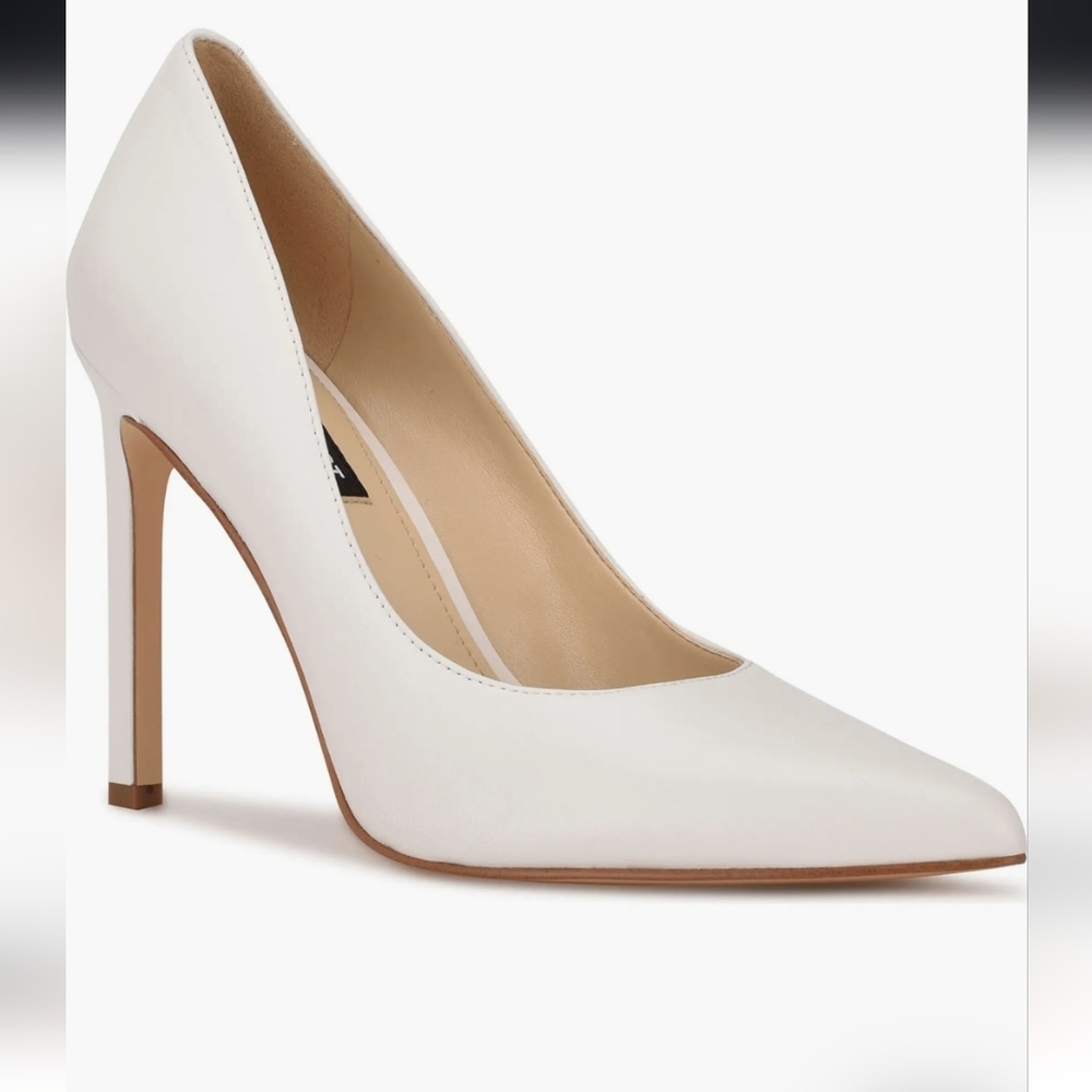 Nine West Women's Tatiana Pointed Toe Pump White Leather Heels Size 5.5